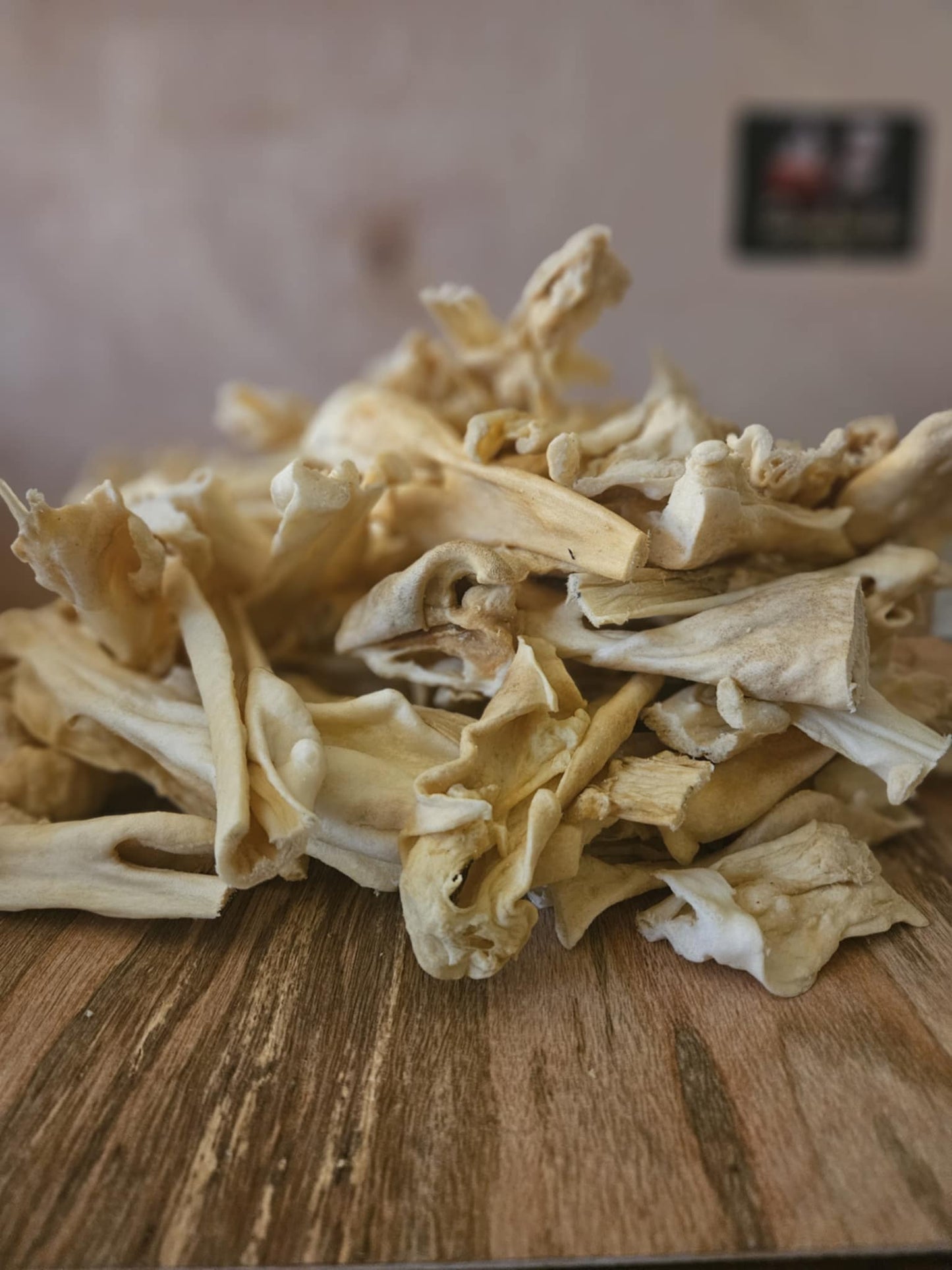 Natural Lamb Skin Dog Protein Treat Chew