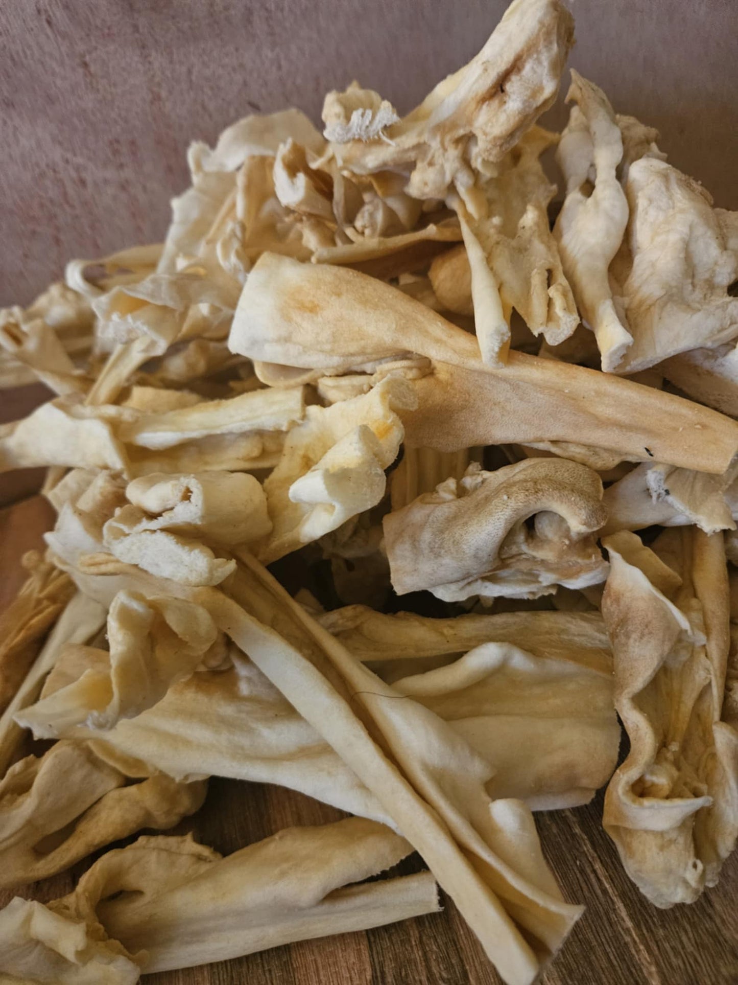Natural Lamb Skin Dog Protein Treat Chew
